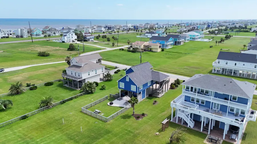 18115 Shaman Drive, Galveston, TX 77554 - #2
