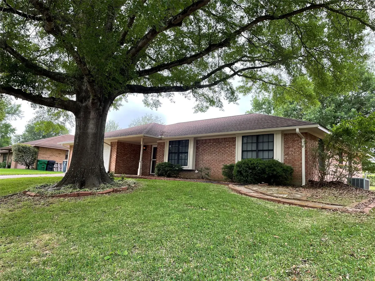 1304 Allison Street, Brenham, TX 77833 - Image #1