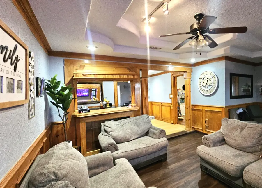 2116 1/2 Louisiana Street, Baytown, TX 77520 - #3