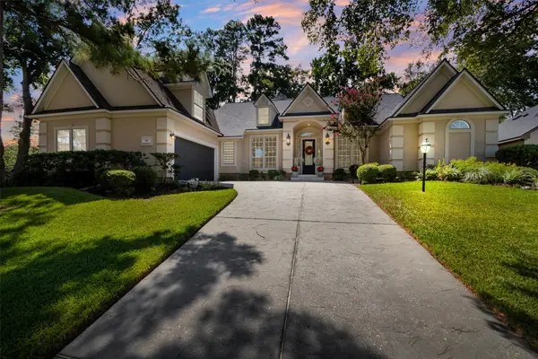 145 W Shore Drive, Montgomery, TX 77356