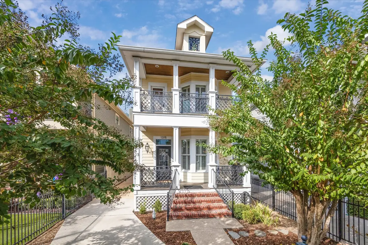 1315 W 22nd Street, Houston, TX 77008 - #1