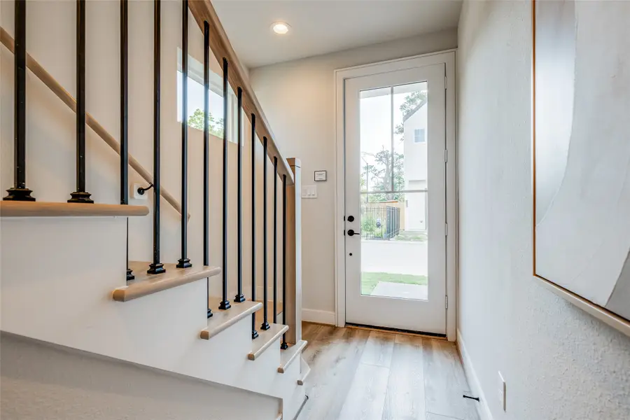 6522 Old Olive Tree Drive, Houston, TX 77091 - Image #2