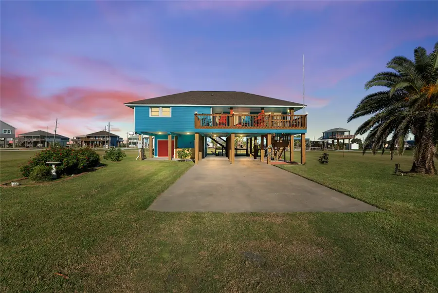 117 S Verdia Drive, Crystal Beach, TX 77650 - #2