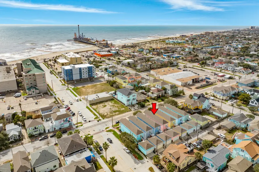 2308 Bernardo De Galvez, Galveston, TX 77550 - #2