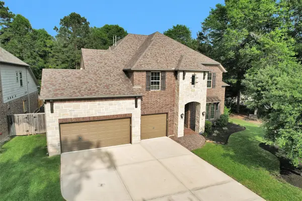 106 Cliftons Curve Way, Montgomery, TX 77316