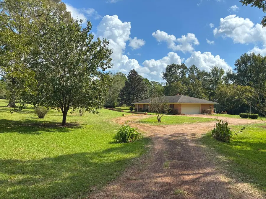 1206 Patroon Road, San Augustine, TX 75972 - #2
