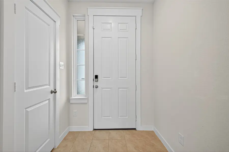 21211 Shore Bluff Drive, Cypress, TX 77433 - Image #3