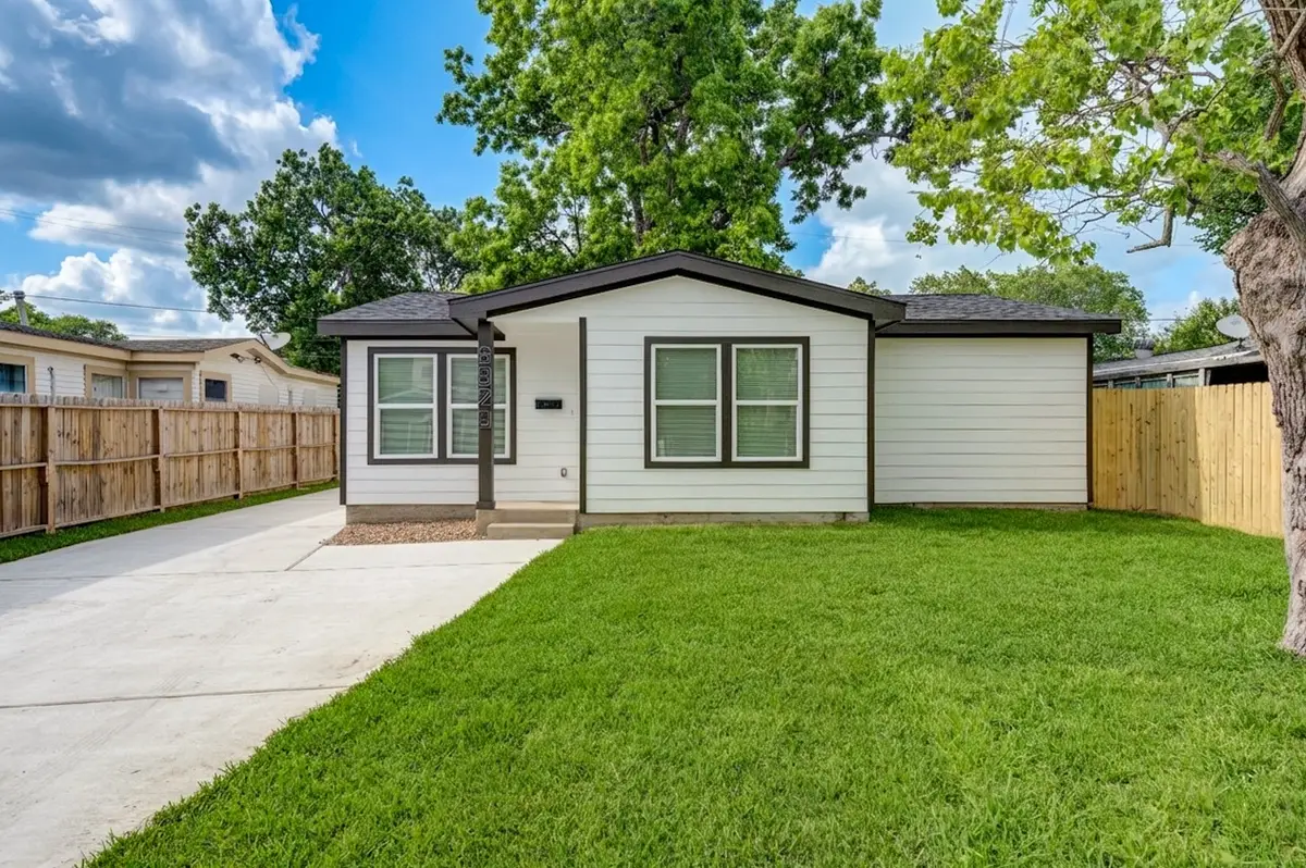 6923 Keller Street, Houston, TX 77087 - #1