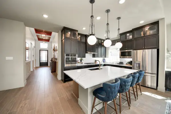 9702 Cathedral Lane, Manvel, TX 77578