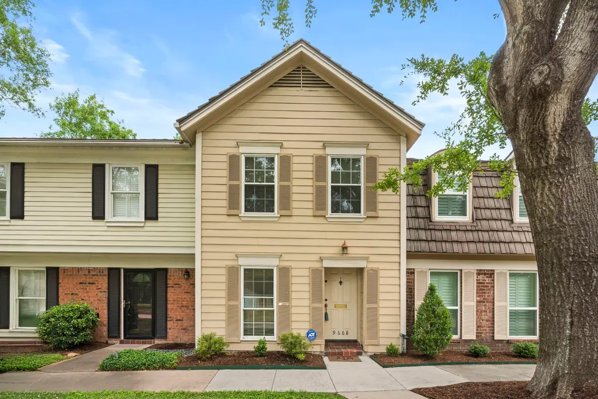 9668 Westview Drive #2, Houston, TX 77055 - Image #1