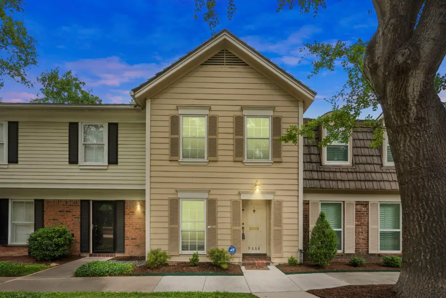 9668 Westview Drive #2, Houston, TX 77055 - Image #2