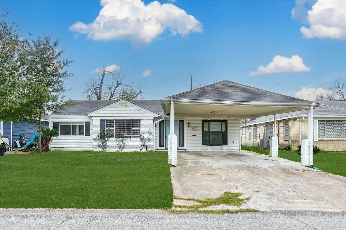 8718 Pattibob Street, Houston, TX 77029 - Image #1