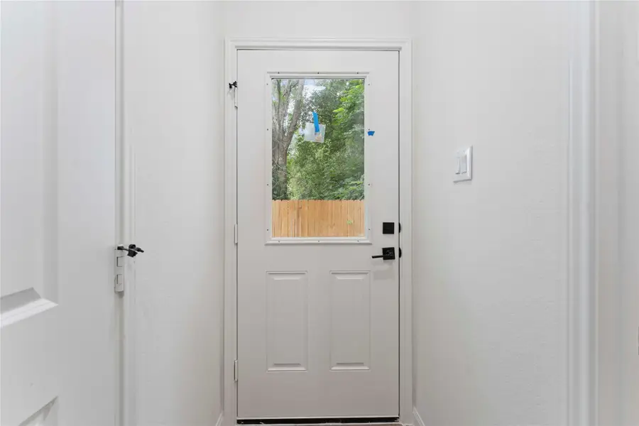 5103 Mallow Street #A/B, Houston, TX 77033 - Image #3