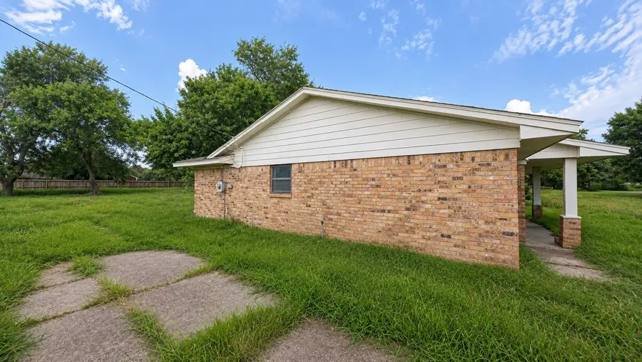 3410 Illinois Street, Fresno, TX 77545 - #2