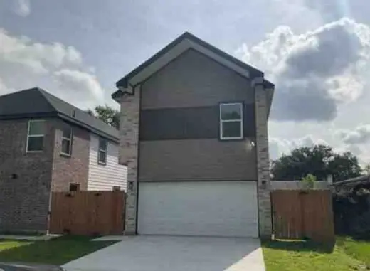 5614 Hollow Pines Drive, Houston, TX 77049 - #2