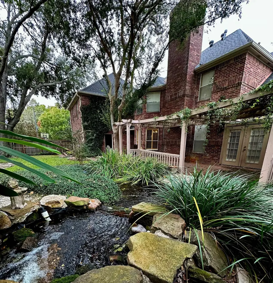 2015 Pecan Trail Drive, Richmond, TX 77406 - Image #2