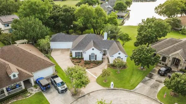 103 Forest Court, Conroe, TX 77356