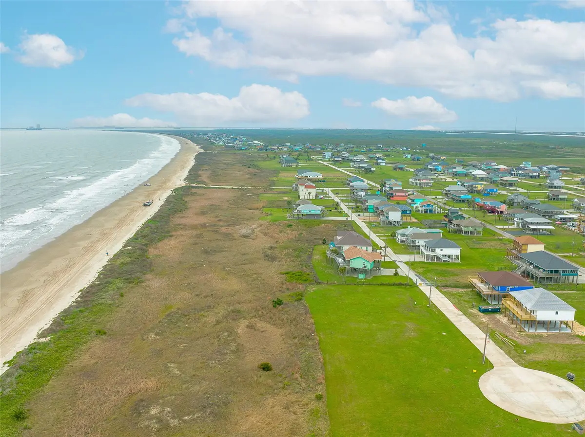 188 Ocean Shores Drive, Crystal Beach, TX 77650 - #1
