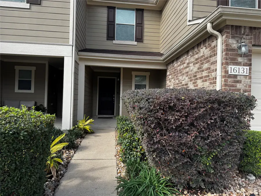 16131 Sweetwater Fields Lane, Tomball, TX 77377 - Image #2