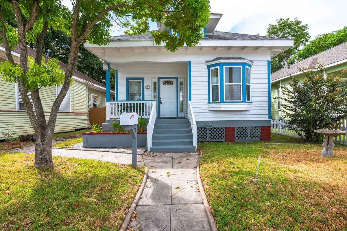 2915 Avenue N 1/2 Street #1/2, Galveston, TX 77550 - #1