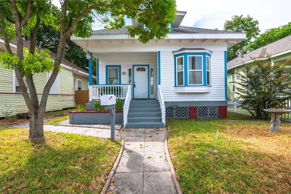 2915 Avenue N 1/2 Street #1/2, Galveston, TX 77550