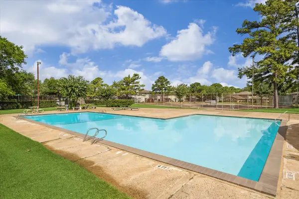 5667 Birchmont Drive #A, Houston, TX 77091