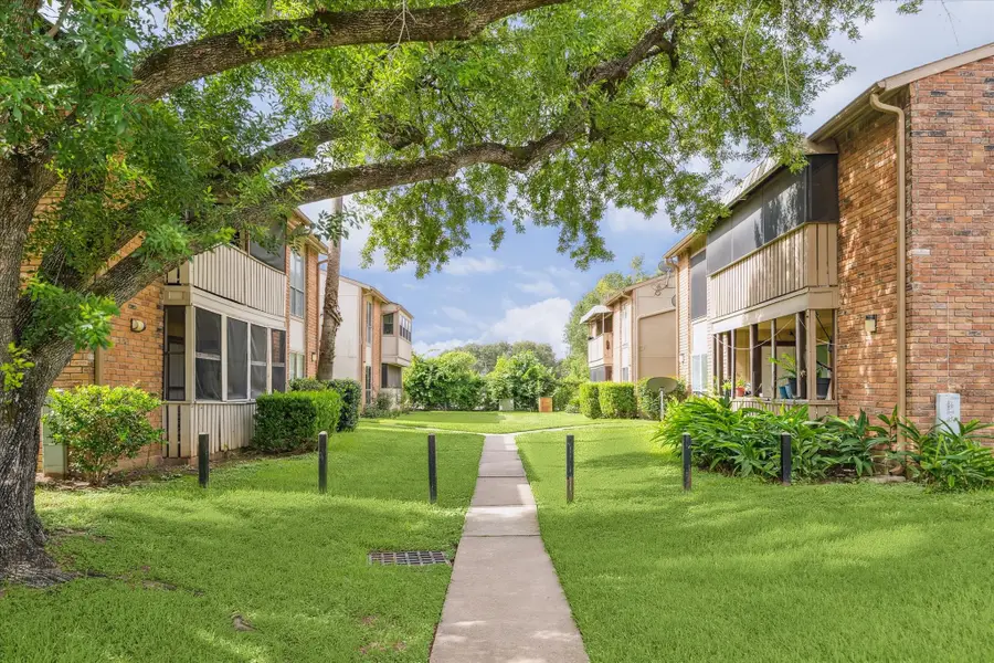 5667 Birchmont Drive #A, Houston, TX 77091 - Image #2