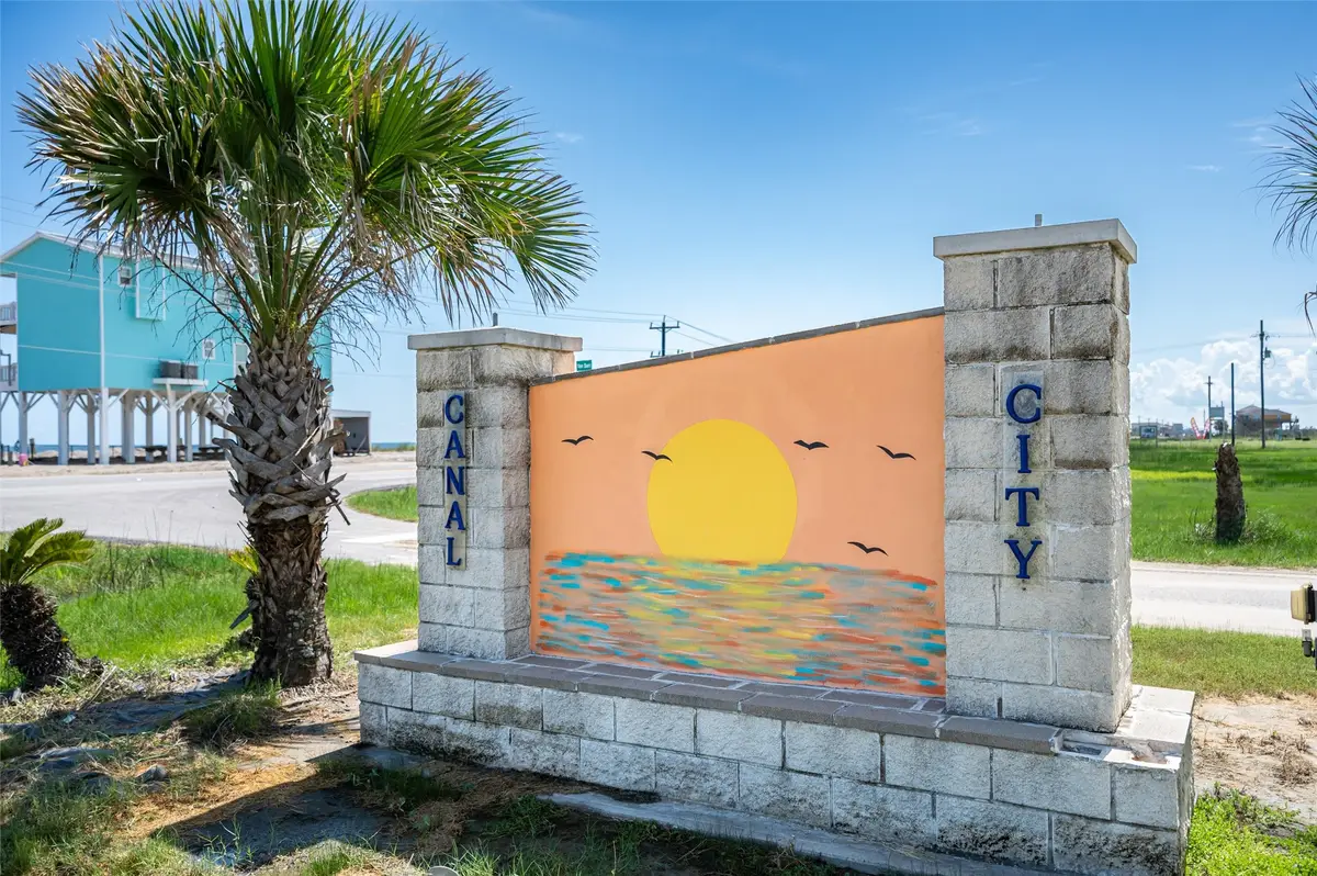 1464 Mabry Street, Gilchrist, TX 77617 - #1