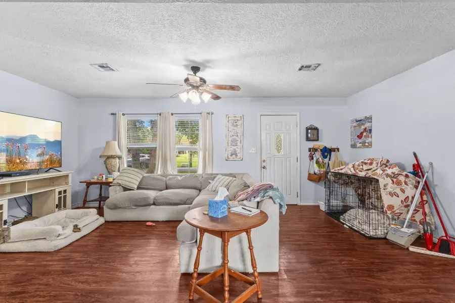 385 W Smith Street, Sour Lake, TX 77659 - #3