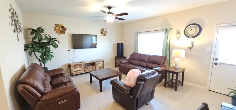 404 Hollow Brook Lane, Brookshire, TX 77423 - Image #3