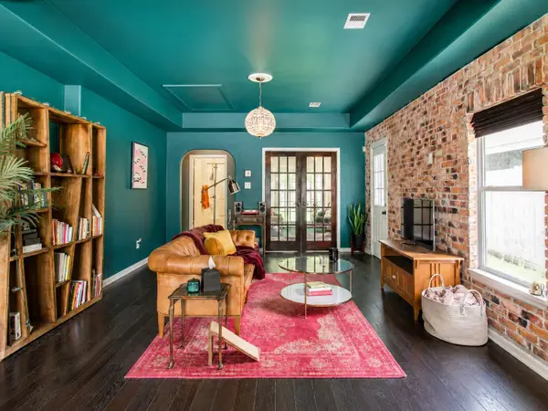 8647 Suburban Oaks Road, Houston, TX 77093