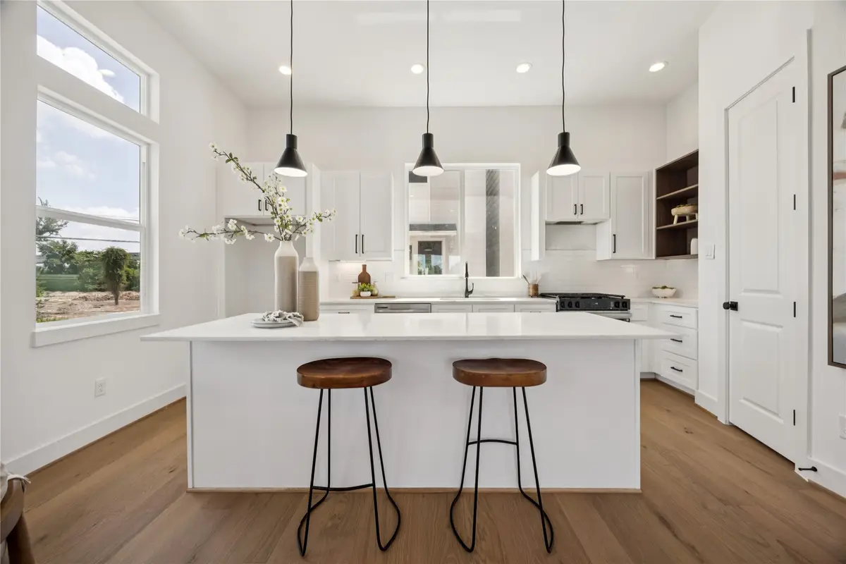 2806 Mills Street, Houston, TX 77026 - #1