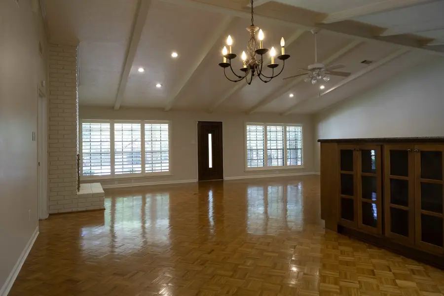 372 Oak Hill Drive, Huntsville, TX 77340 - #2