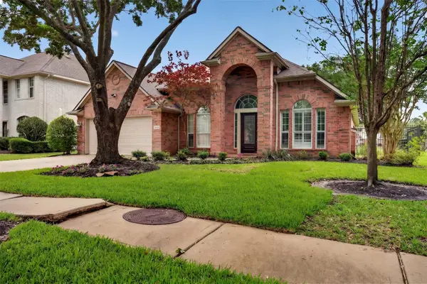 16315 Cliff Haven Drive, Houston, TX 77095