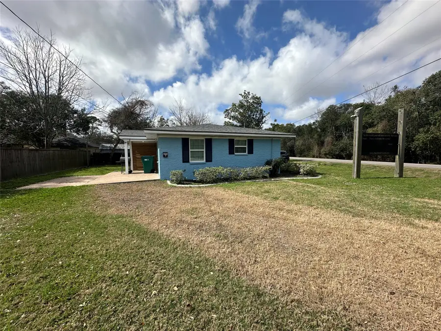 305 Miles Road, Bacliff, TX 77518 - #2