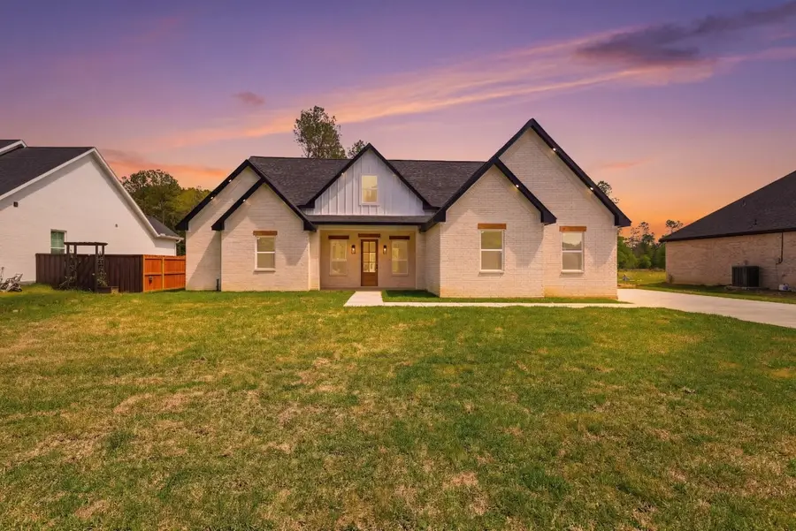 1258 Spanish Dr, Dayton, TX 77535 - #3