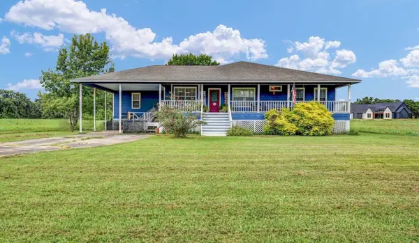 1226 Frontier Trail, Angleton, TX 77515