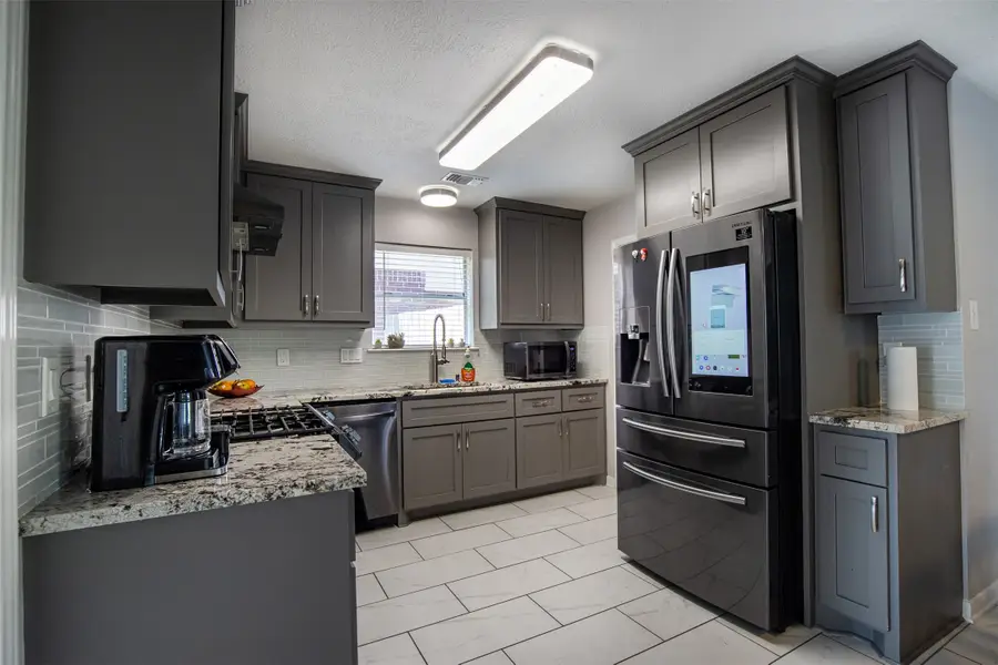 21039 Vista Trail Court, Houston, TX 77073 - Image #2