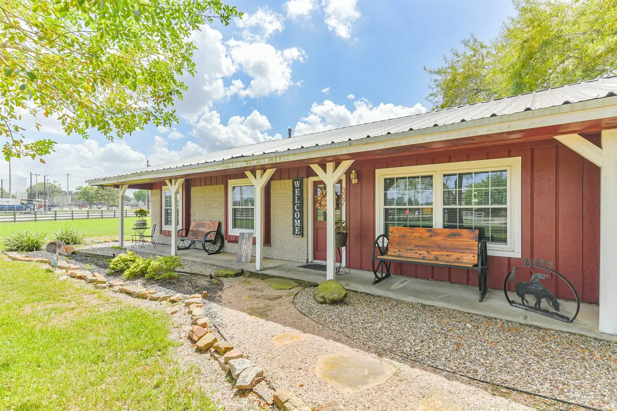 307 W Hufsmith Road, Tomball, TX 77375 - #1