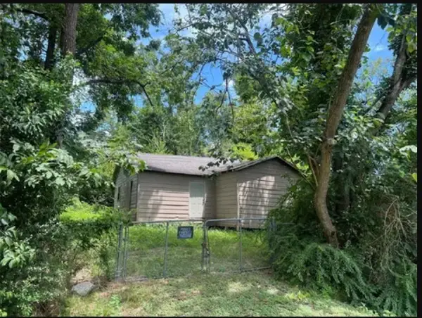 6025 Woodview Drive, Houston, TX 77396