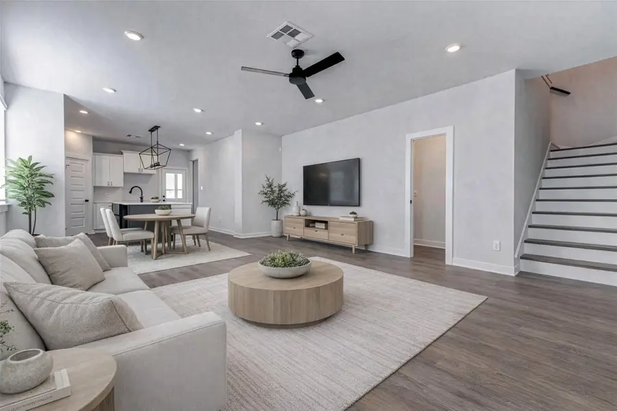 6406 Pomona Court, Rosharon, TX 77583 - Image #3