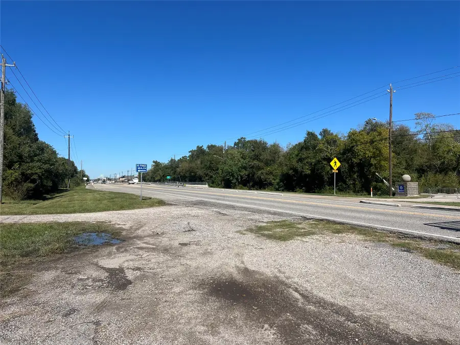 000 Broadway, La Porte, TX 77571 - Image #3