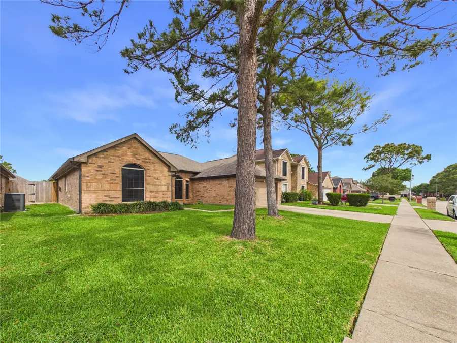1105 Glencrest Drive, La Porte, TX 77571 - #3