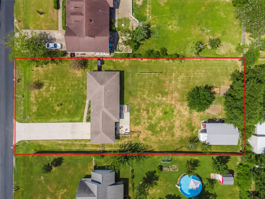 3231 W Meadow Lane, Dickinson, TX 77539 - #3