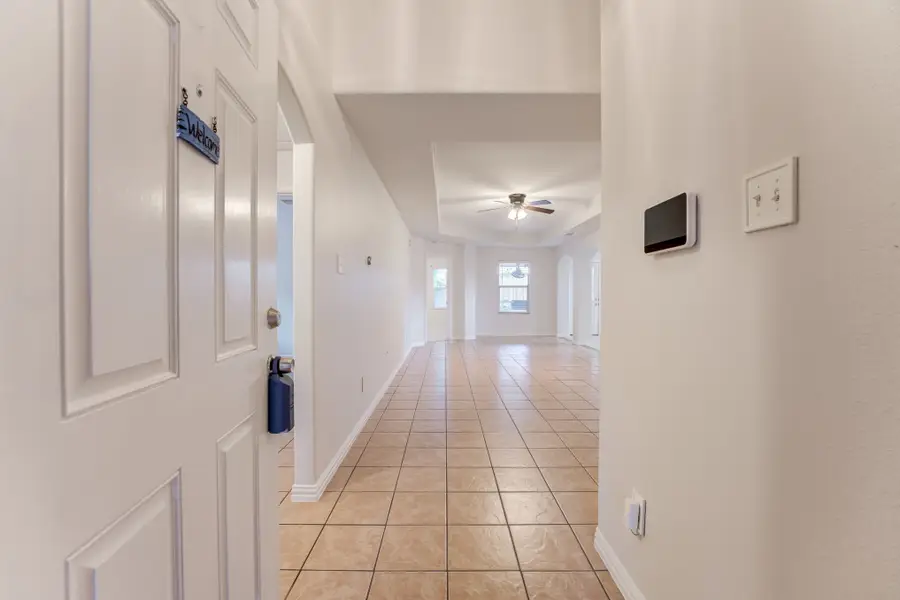 3811 Water Canyon Road, Baytown, TX 77521 - Image #3