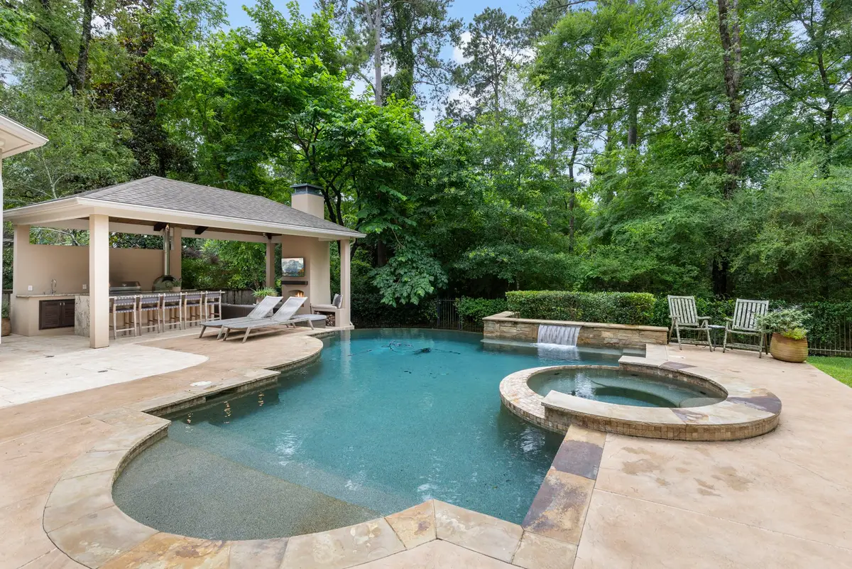 82 E Bracebridge Circle, The Woodlands, TX 77382 - #1