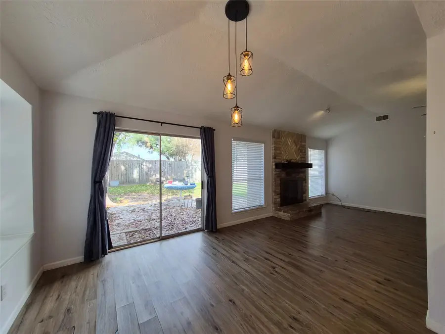 5110 Kleindale Drive, Houston, TX 77066 - Image #3