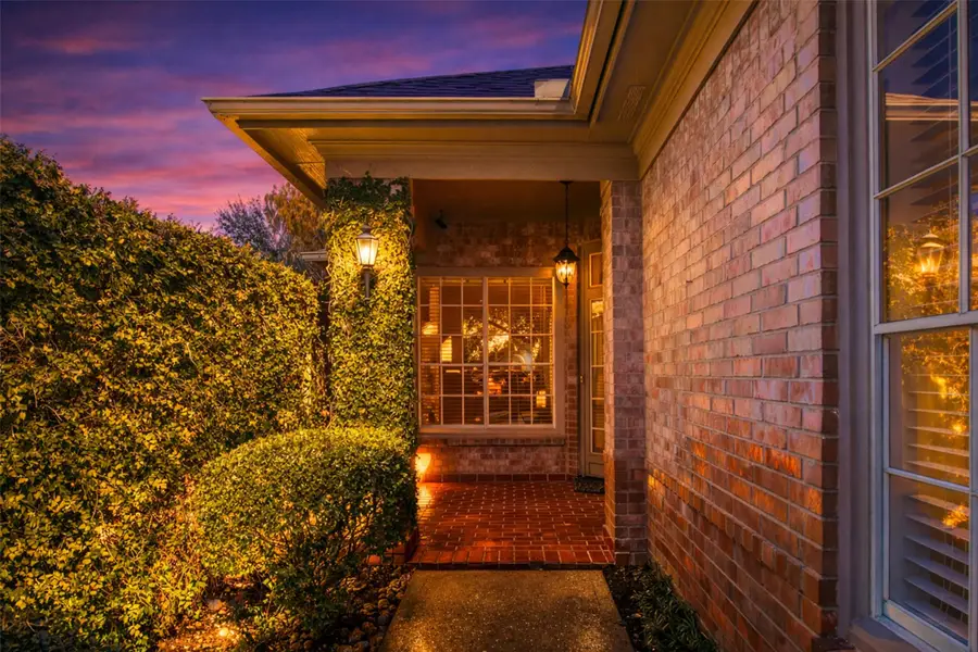 2434 Fairway Pointe Drive, League City, TX 77573 - Image #3