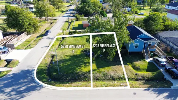 5228 Sunbeam A Street, Houston, TX 77033