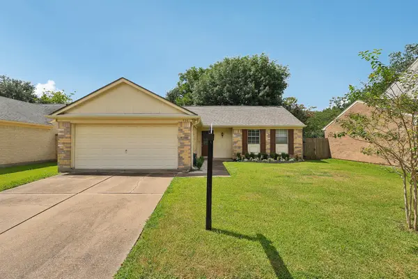 4406 Alamo Avenue, Sugar Land, TX 77479